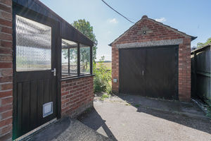 Photo 28- click for photo gallery